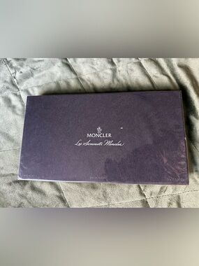 Moncler box -